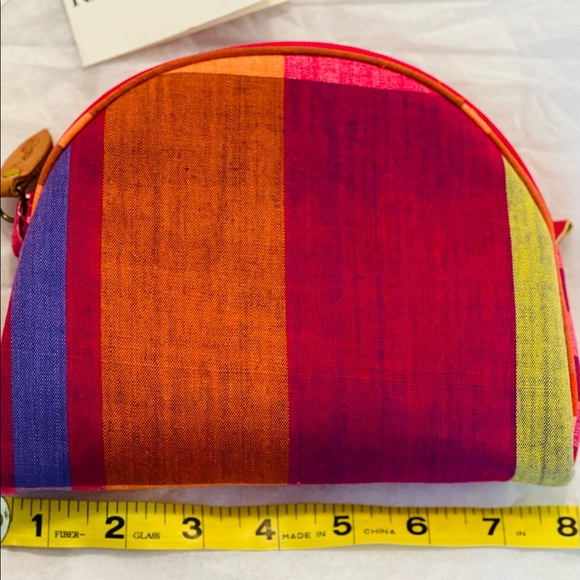 Polo by Ralph Lauren Madras Set of Tote and cosmetic bag. NWT
Vintage 1990s - Picture 13 of 13